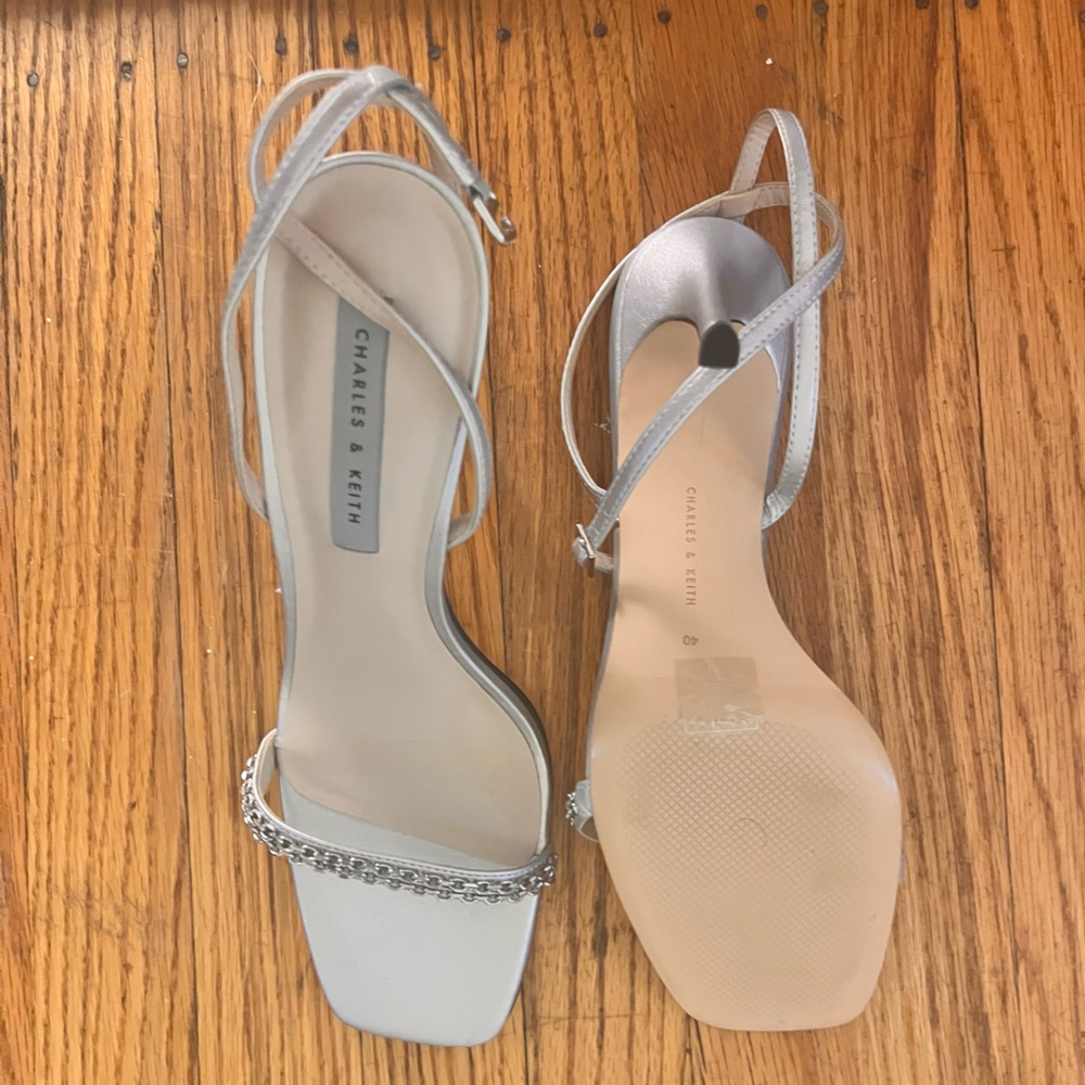 Charles and Keith silver heels. Heels height is 7-8 cm. I have never worn. - Picture 8 of 9